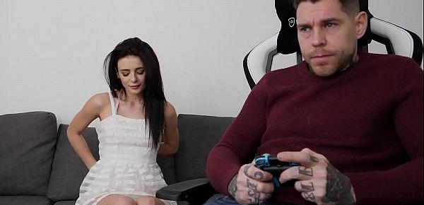  Crazy guy like video games more than sex with this hot girl